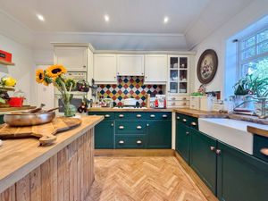 Photo 24- click for photo gallery